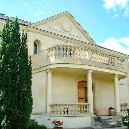 Bed and Breakfast La Demeure D'Iris Bougival Esterno foto