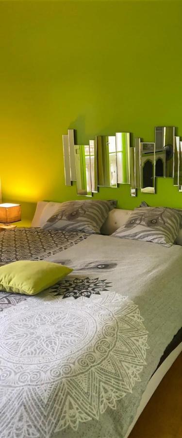 Bed and Breakfast La Demeure D'Iris Bougival Esterno foto