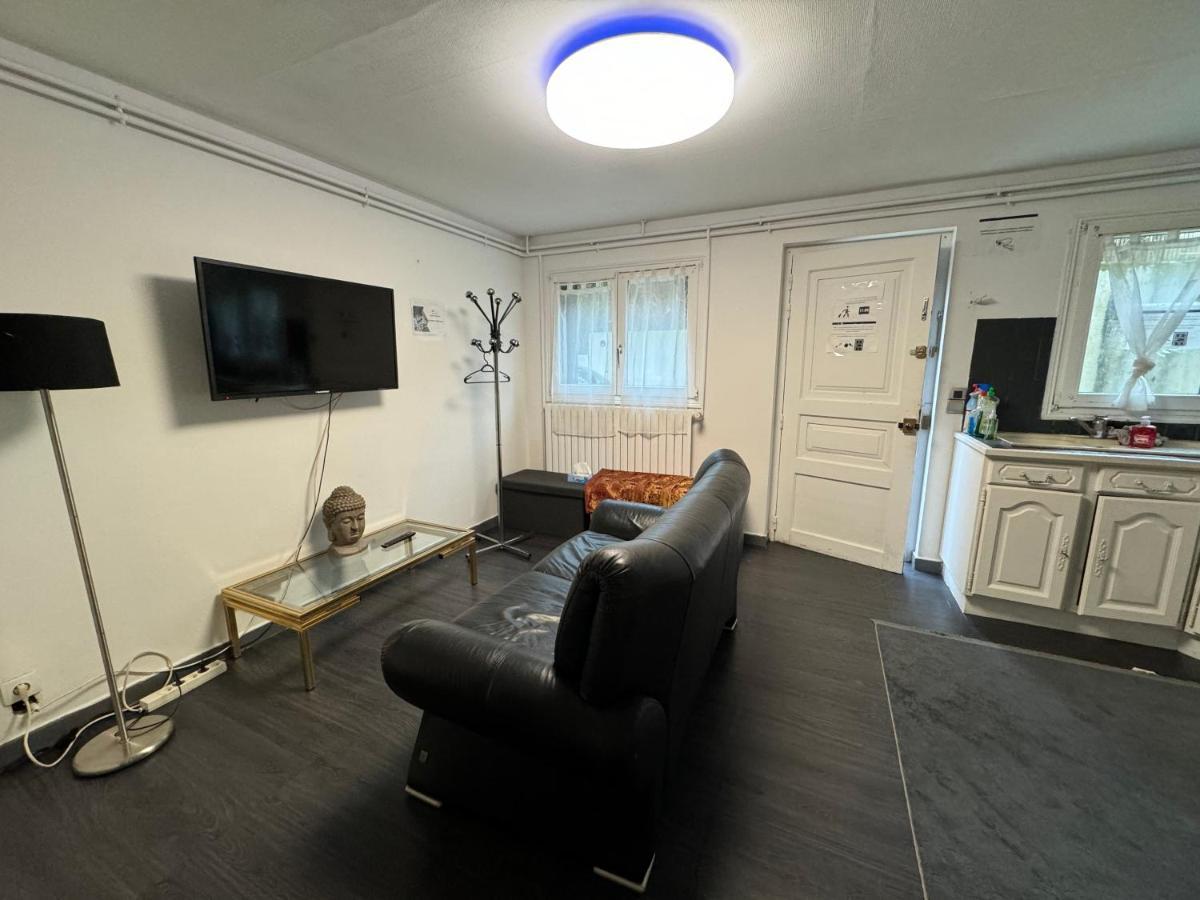 Bed and Breakfast La Demeure D'Iris Bougival Esterno foto